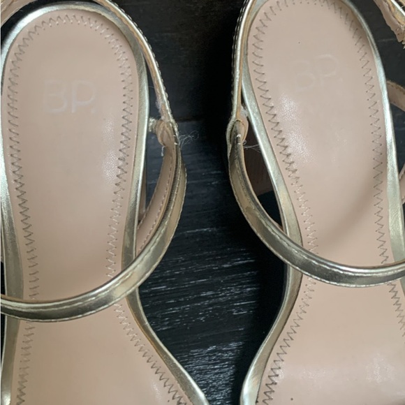 BP. Gold Block Heel Sandals - Picture 5 of 5